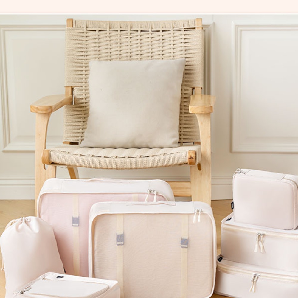 Suitcase Organizer: image 1