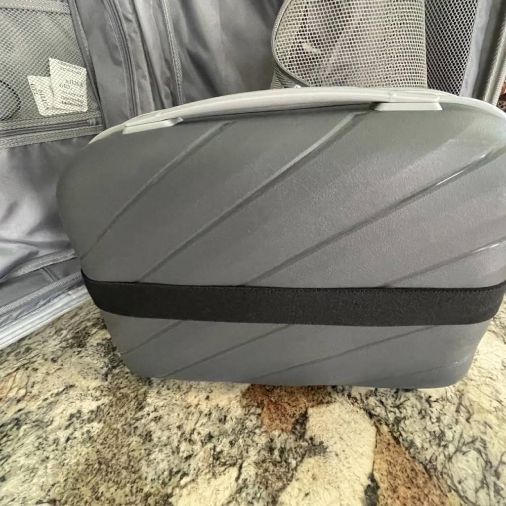 Underseat Spinner Luggage: image 11